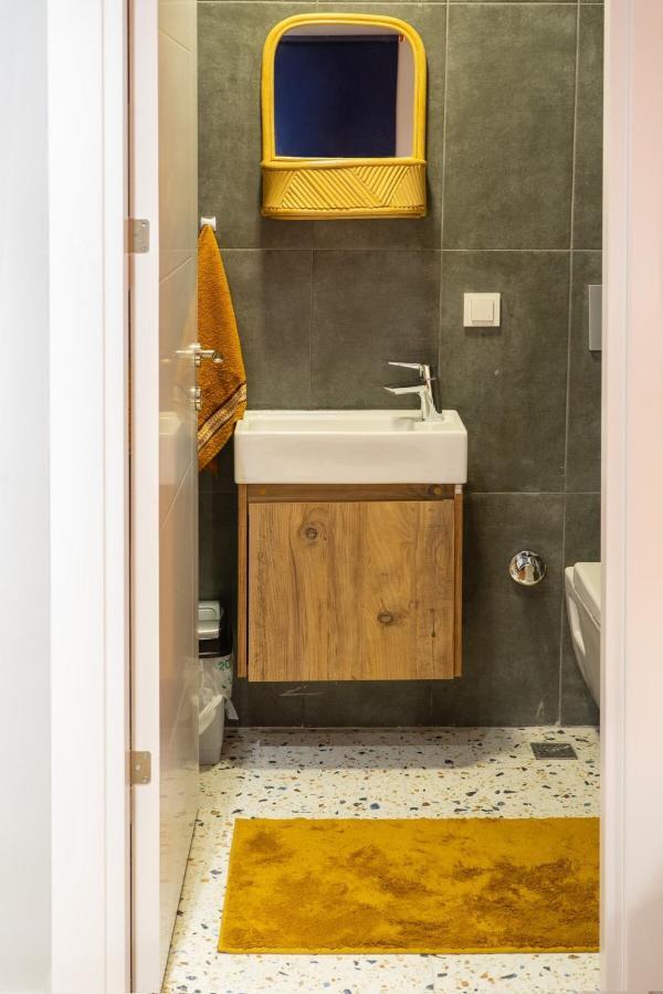 Cosy Flat With A Garden In Central Kadikoy Istambul Exterior foto